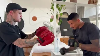 Buddy associate with chamou pra treinar na casa dele&comma; mas o cunhado dele estava l&aacute; e queria era dar pra n&oacute;s dois&period; - Free